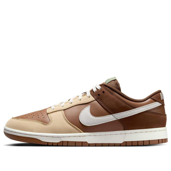 

Кроссовки dunk low 'light british tan cacao wow' Nike, бежевый