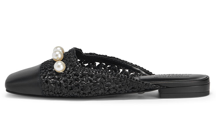 

Слайд женский черный Charles&Keith