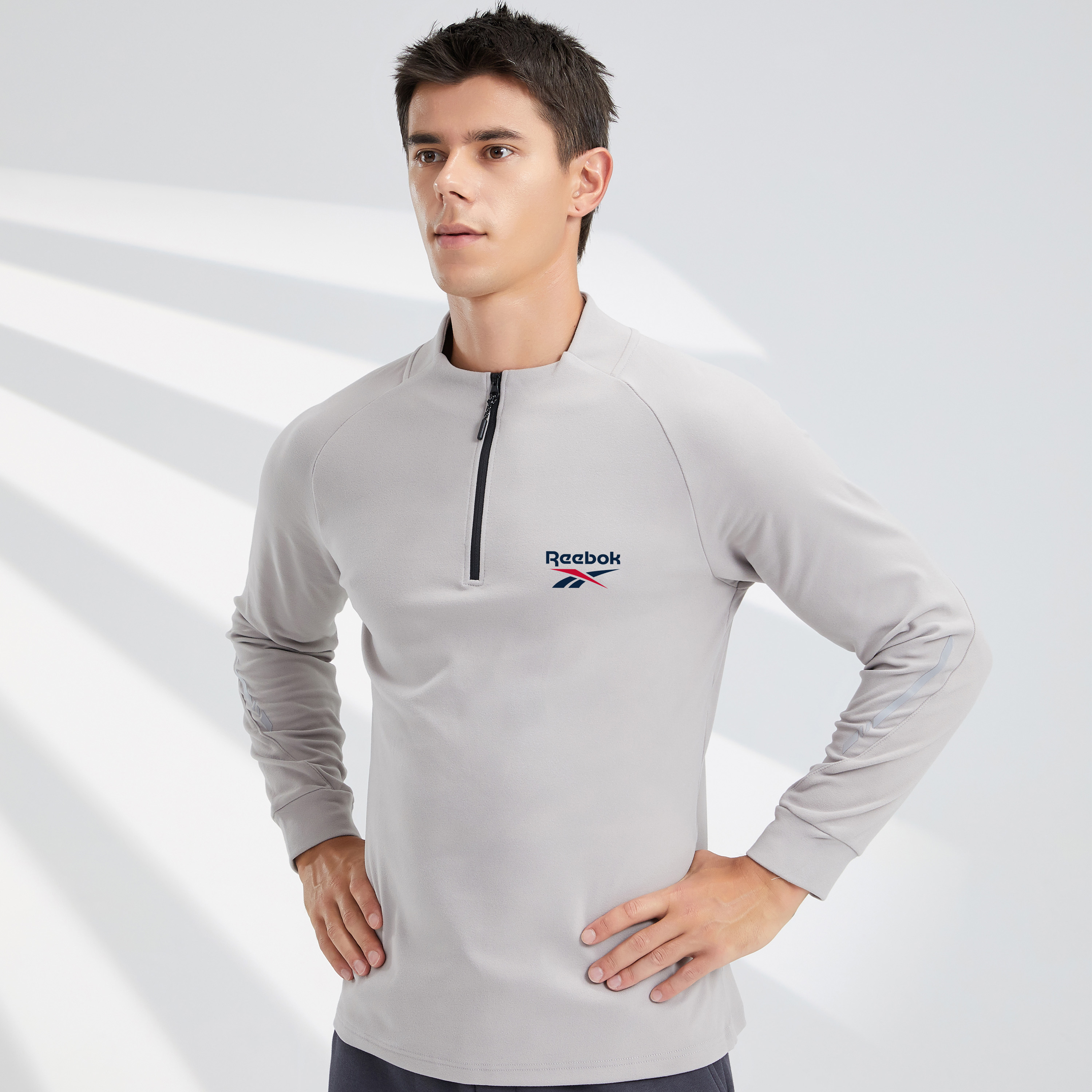 

Футболка Unisex Stand Collar Moderate Reebok, серый синий