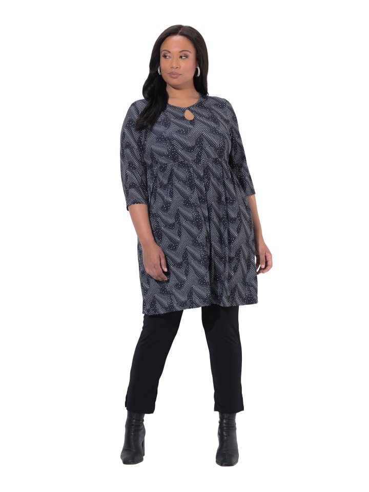 

Ulla Popken Черное платье