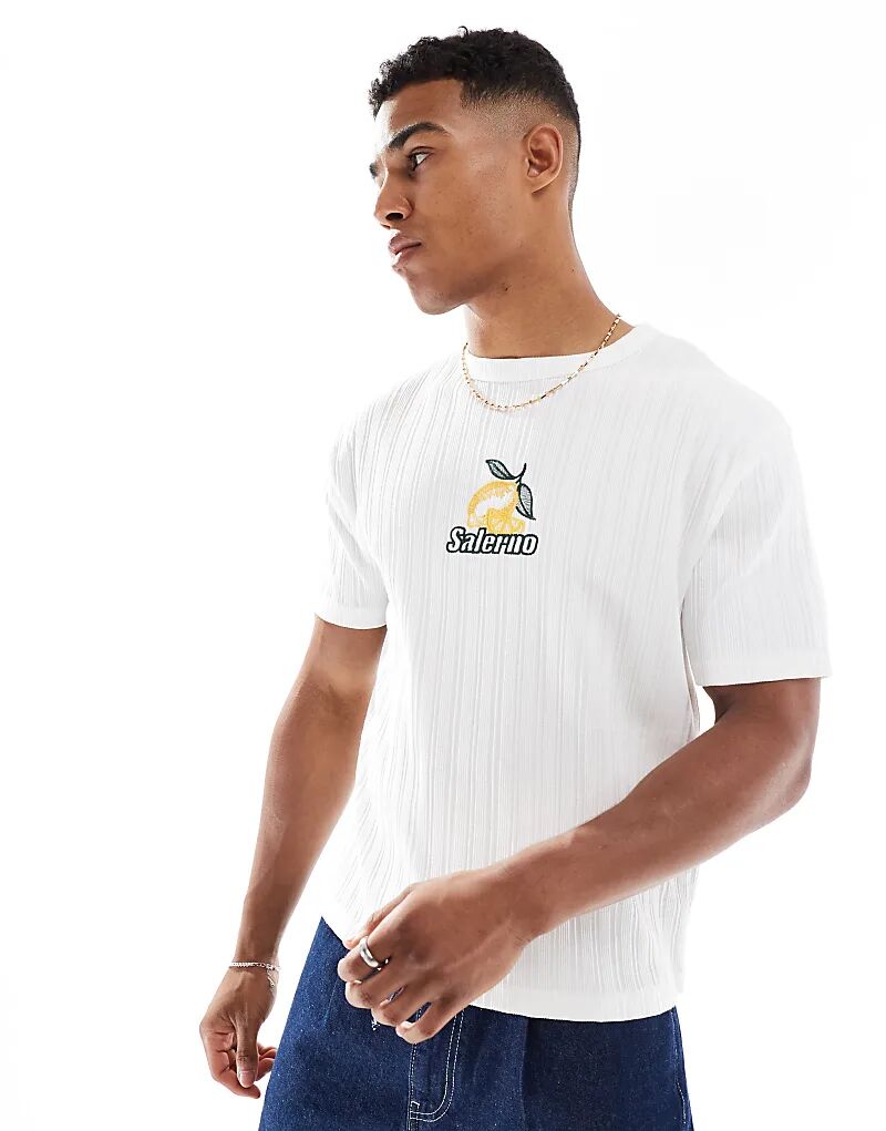 

Футболка свободного кроя ASOS DESIGN стандартного кроя с вышитыми фруктами белого цвета