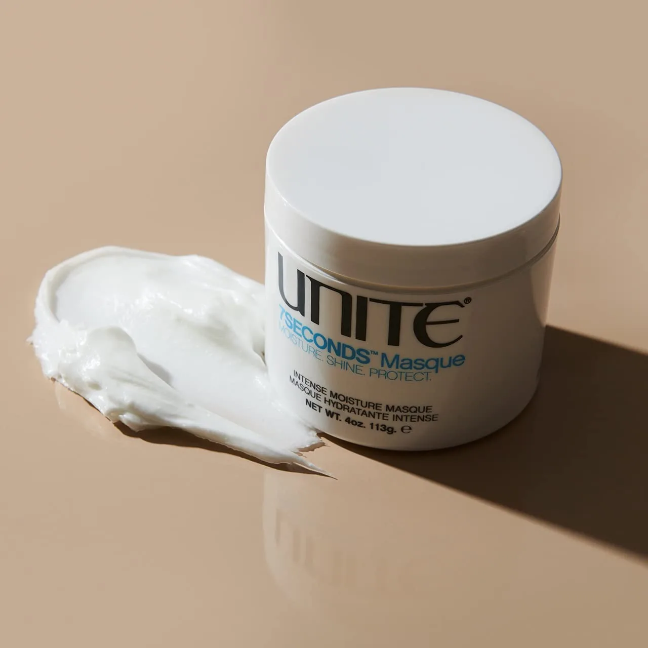 Маска для волос UNITE Hair - 7SECONDS - Глубокое кондиционирование для восстановления эластичности, прочности и стойкого блеска - Интенсивное увлажнение для всех типов волос - 113 мл — фото 2