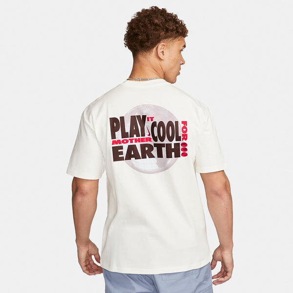 Футболка Nike Sportswear Earth T-Shirt 'White', белый — фото 4