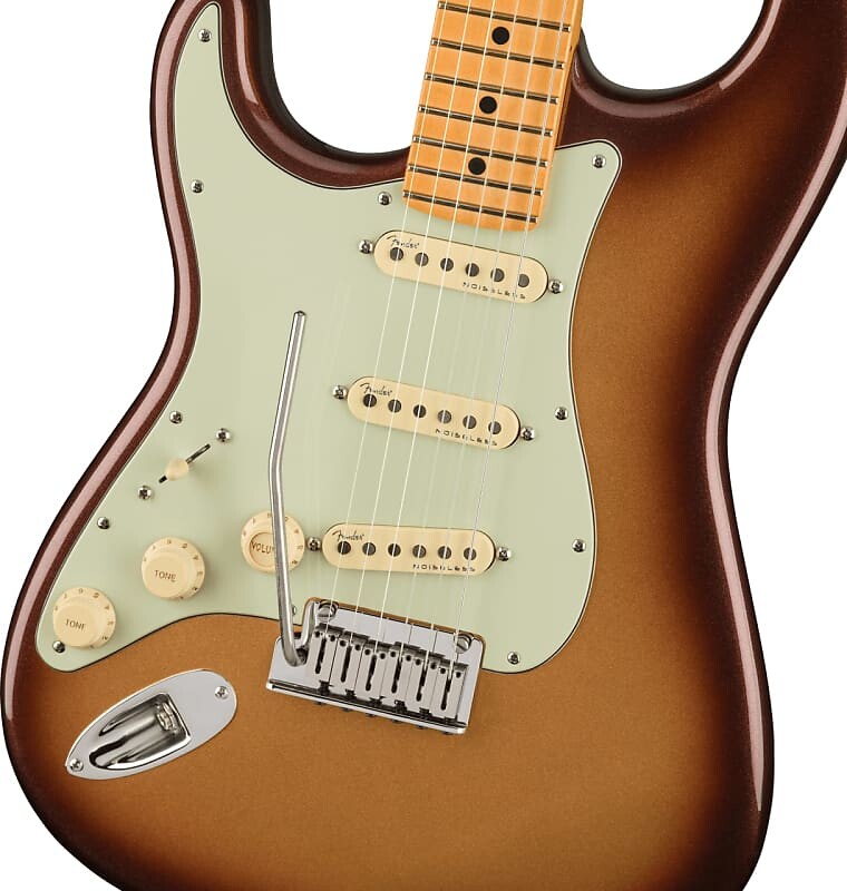 

Электрогитара Fender American Ultra Stratocaster Left-Hand Guitar, Maple Fingerboard, Mocha Burst w/ Deluxe Hardshell Case