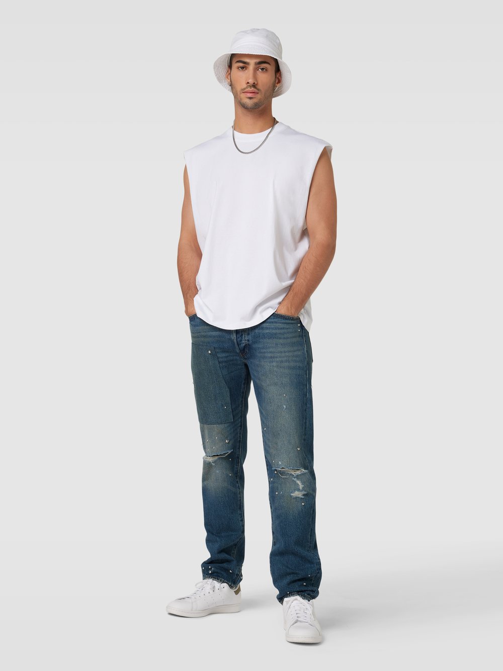 

Джинсы с эффектом поношенности Levi's