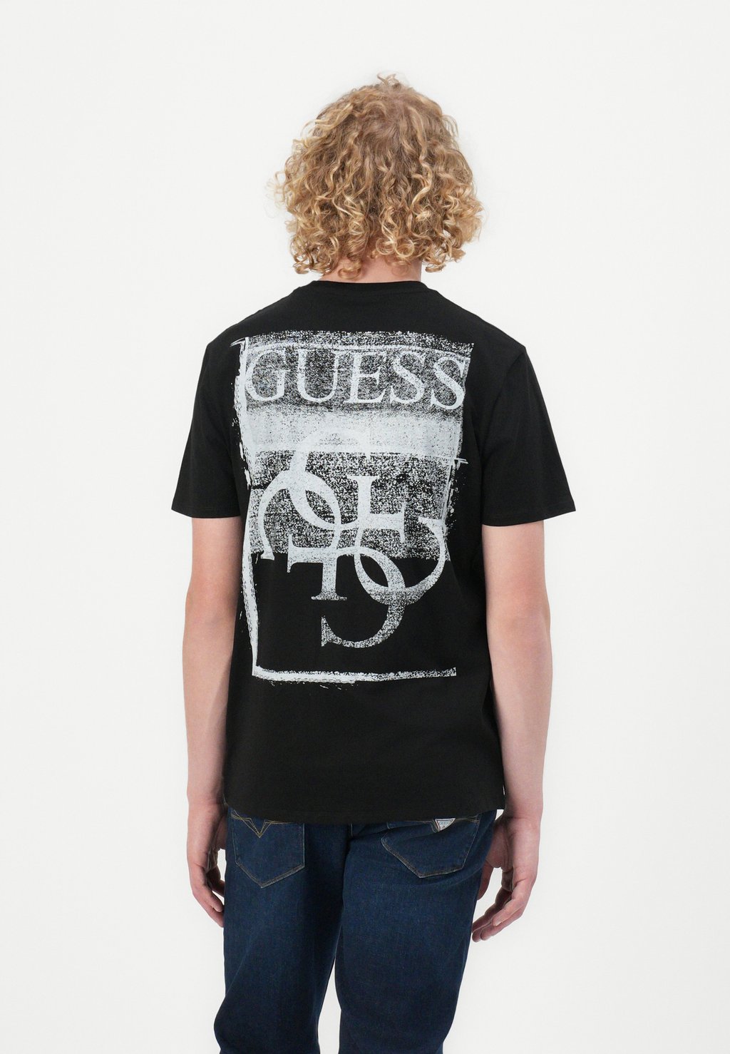 

Футболка с принтом PAINTERS TEE Guess, черный