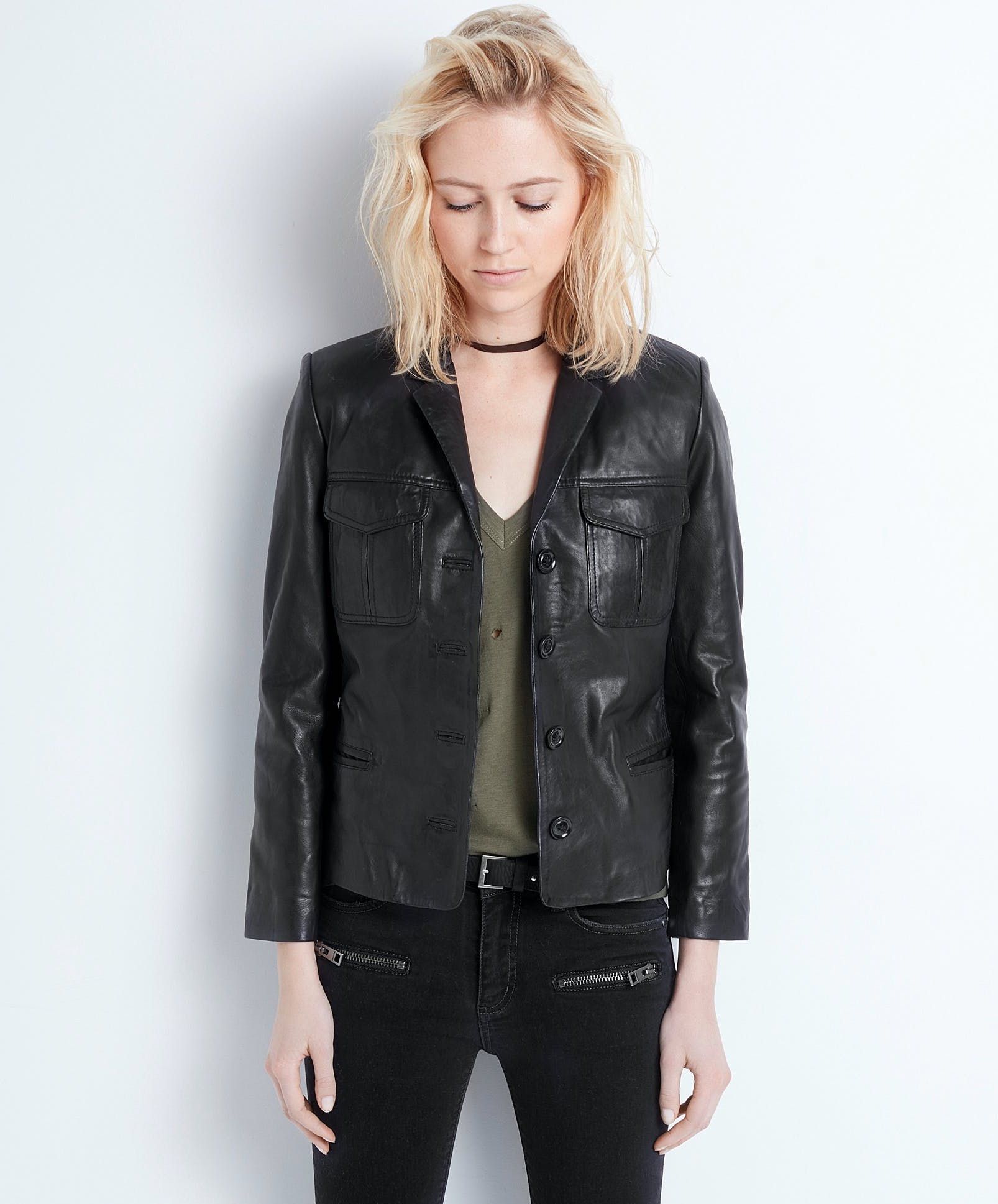 

Шикарная черная кожаная куртка с множеством карманов Zadig & Voltaire