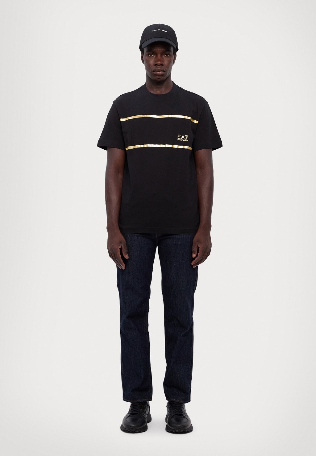 

Футболка с принтом TRAIN MONOGRAM TEE EA7 Emporio Armani, черный