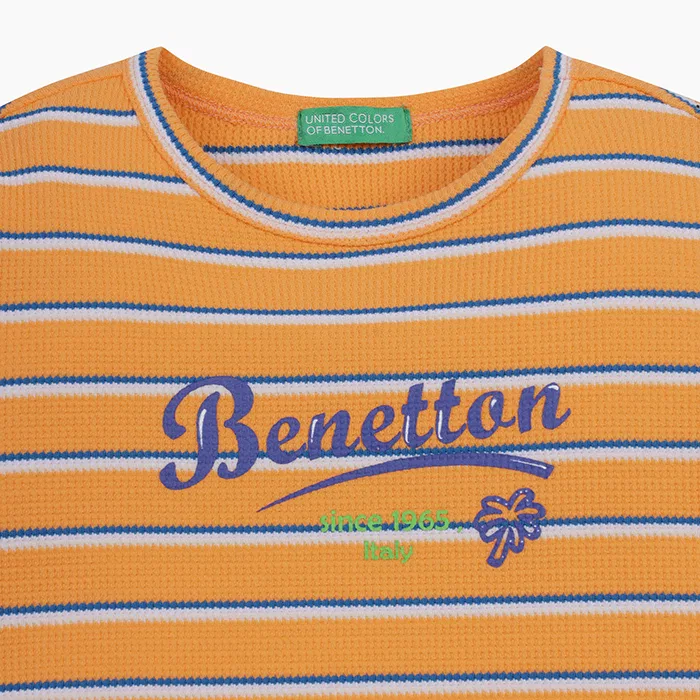 Детская оранжевая футболка в вафельную полоску от Benetton Kids — фото 3