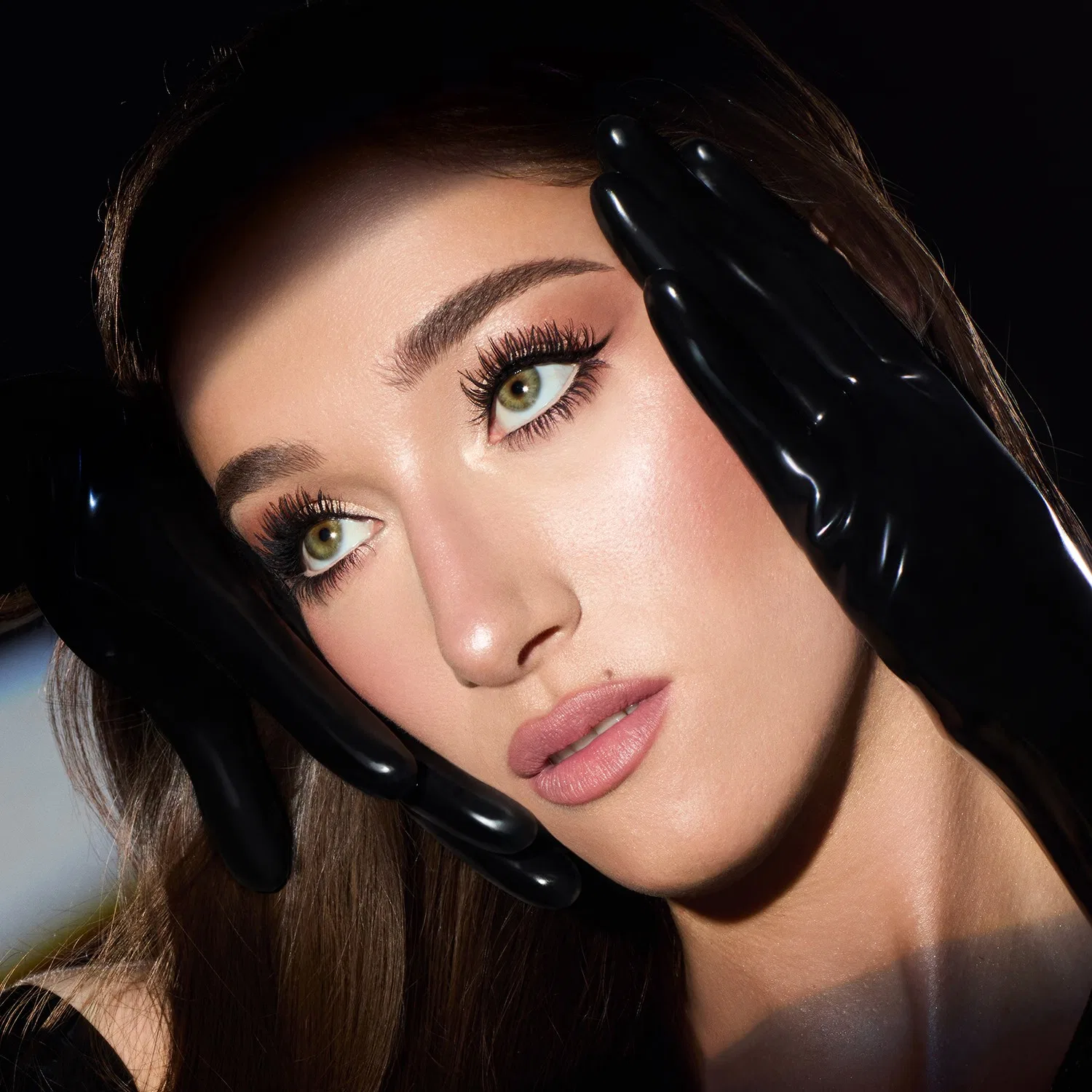 Объемная тушь для ресниц Exagger-Eyes 10 мл CHARLOTTE TILBURY — фото 3