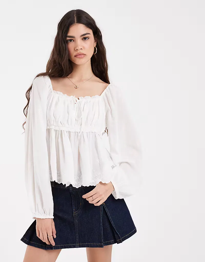 Топ Levi's в стиле бохо "молочница", белый