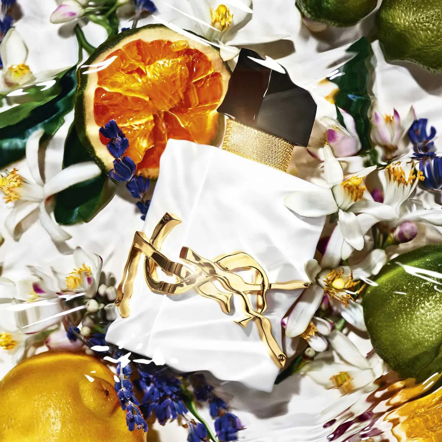 Парфюмированная вода YVES SAINT LAURENT Libre L'Eau Nue Parfum de Peau, 50 мл, цветочный цитрусовый аромат — фото 3