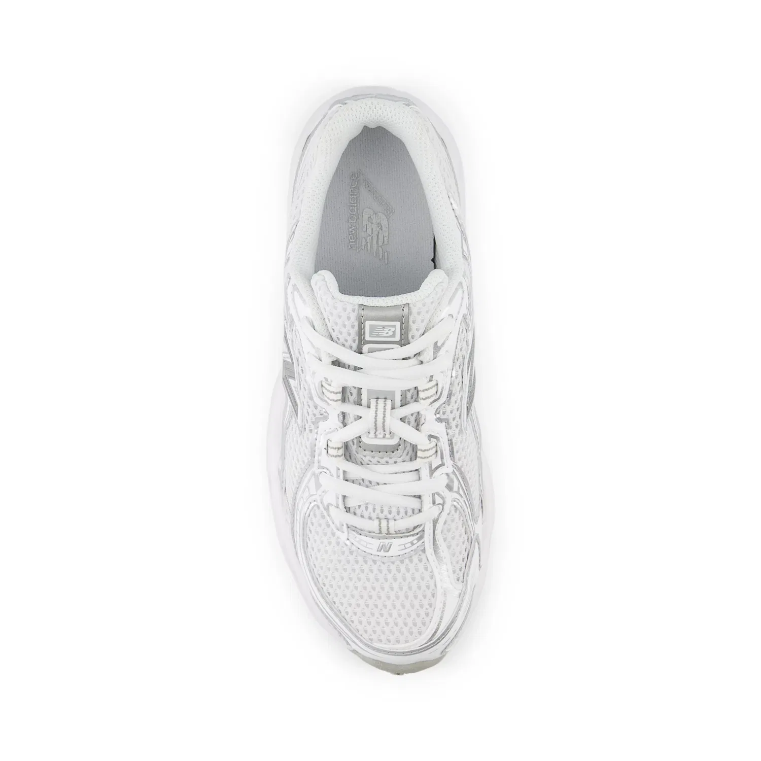 Детские кроссовки на шнуровке с амортизацией 740 Lace New Balance, White With Silver Metallic — фото 4
