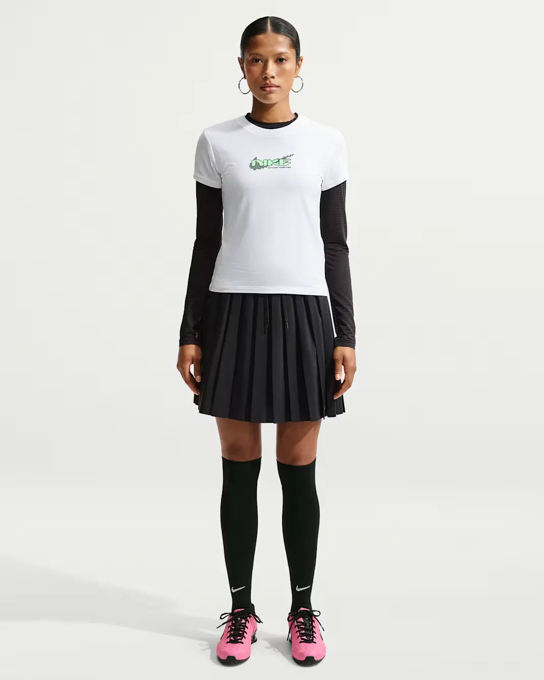 Женская облегающая укороченная футболка в стиле Mod Nike Sportswear Chill Knit, White — фото 4