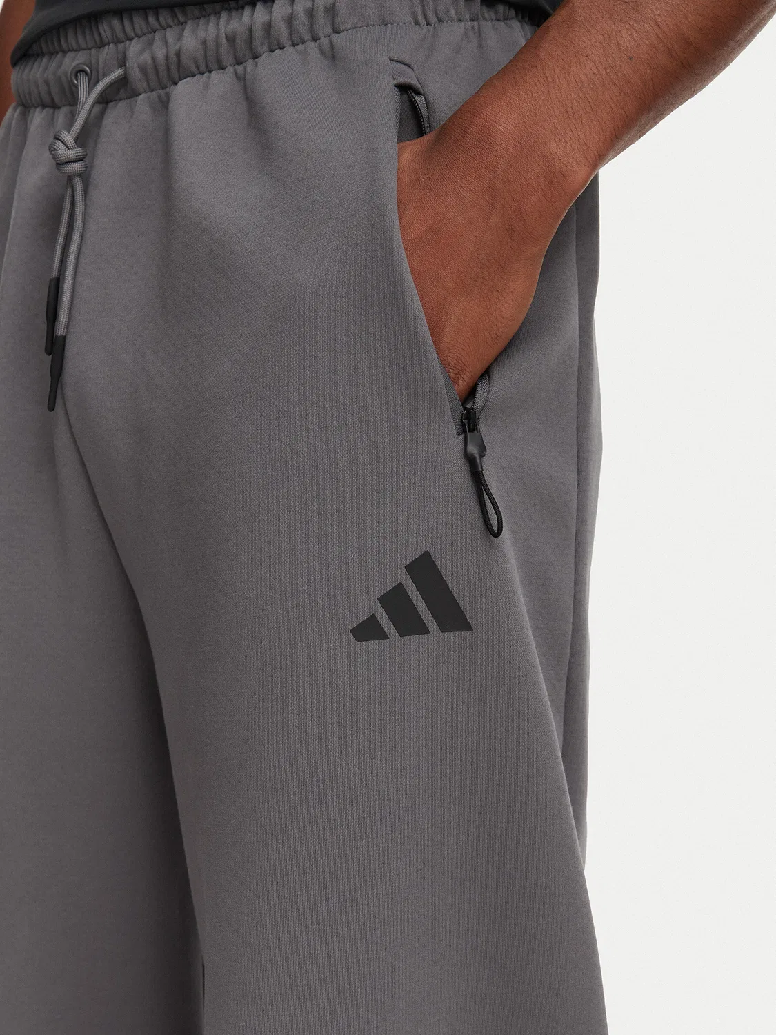 Мужские спортивные брюки свободного кроя Z.N.E. Open Hem Adidas, темно-серый — фото 4