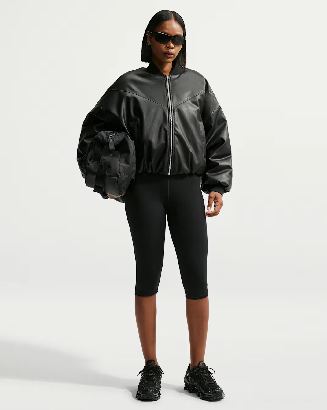 Женская куртка-бомбер Therma-FIT Nike Sportswear, Black/Black — фото 4