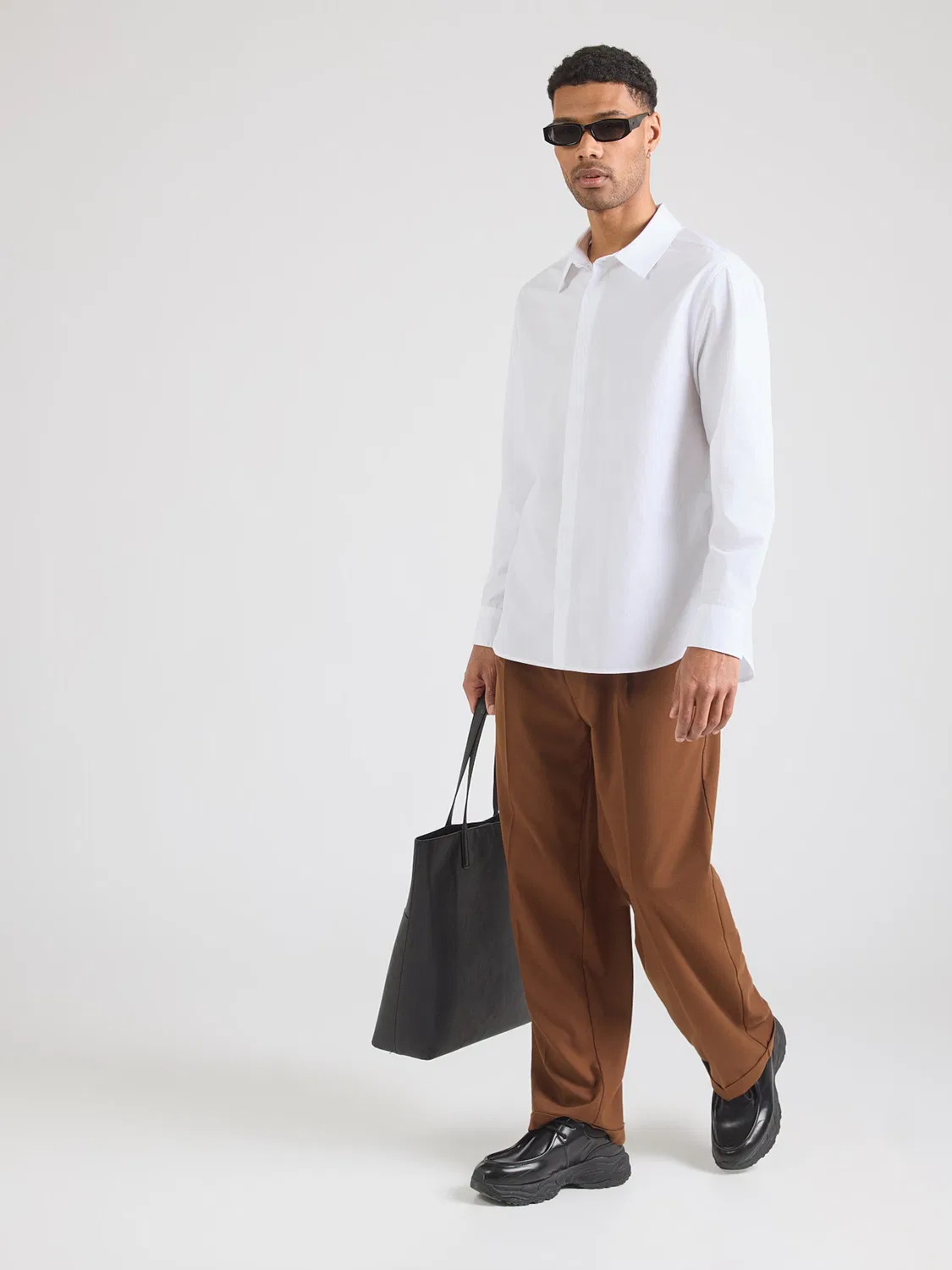 Рубашка на пуговицах Calvin Klein Comfort fit белого цвета — фото 4