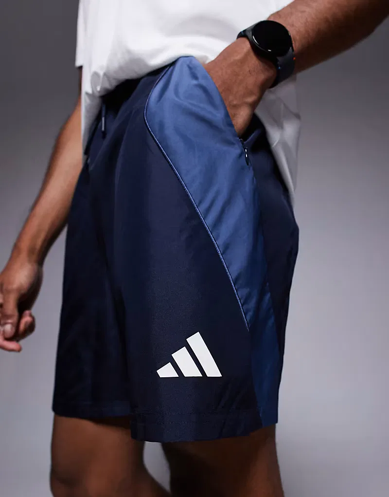 темно-синие шорты Adidas Sportswear — фото 3