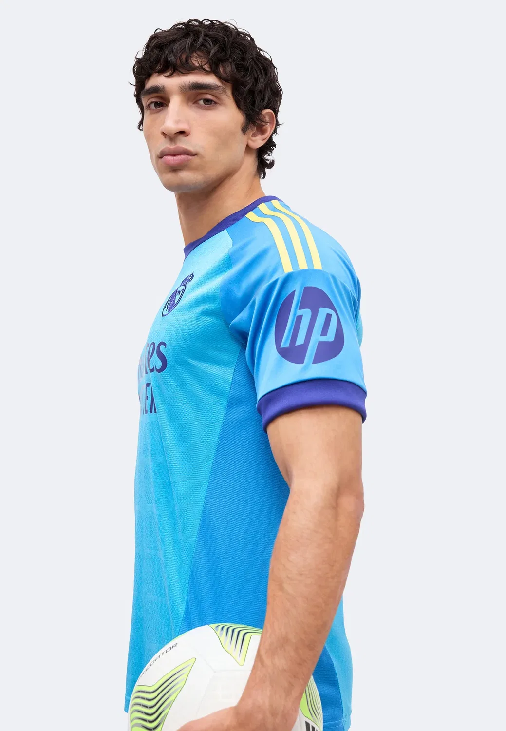 Вратарь "Реала" на выездной матч 26/27 - клубная форма Adidas Originals, App Sky Rush — фото 4