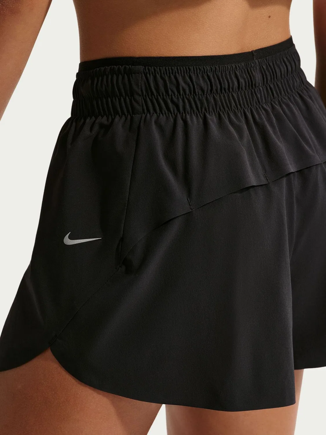 Шорты беговые Dri-FIT Mid-Rise Repel Nike, черный — фото 4