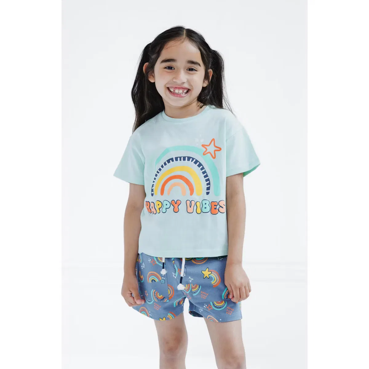 Комплект футболки с коротким рукавом и шорт из шамбре, imagikids, Cool Mint/Dark Blue, Rainbows — фото 2