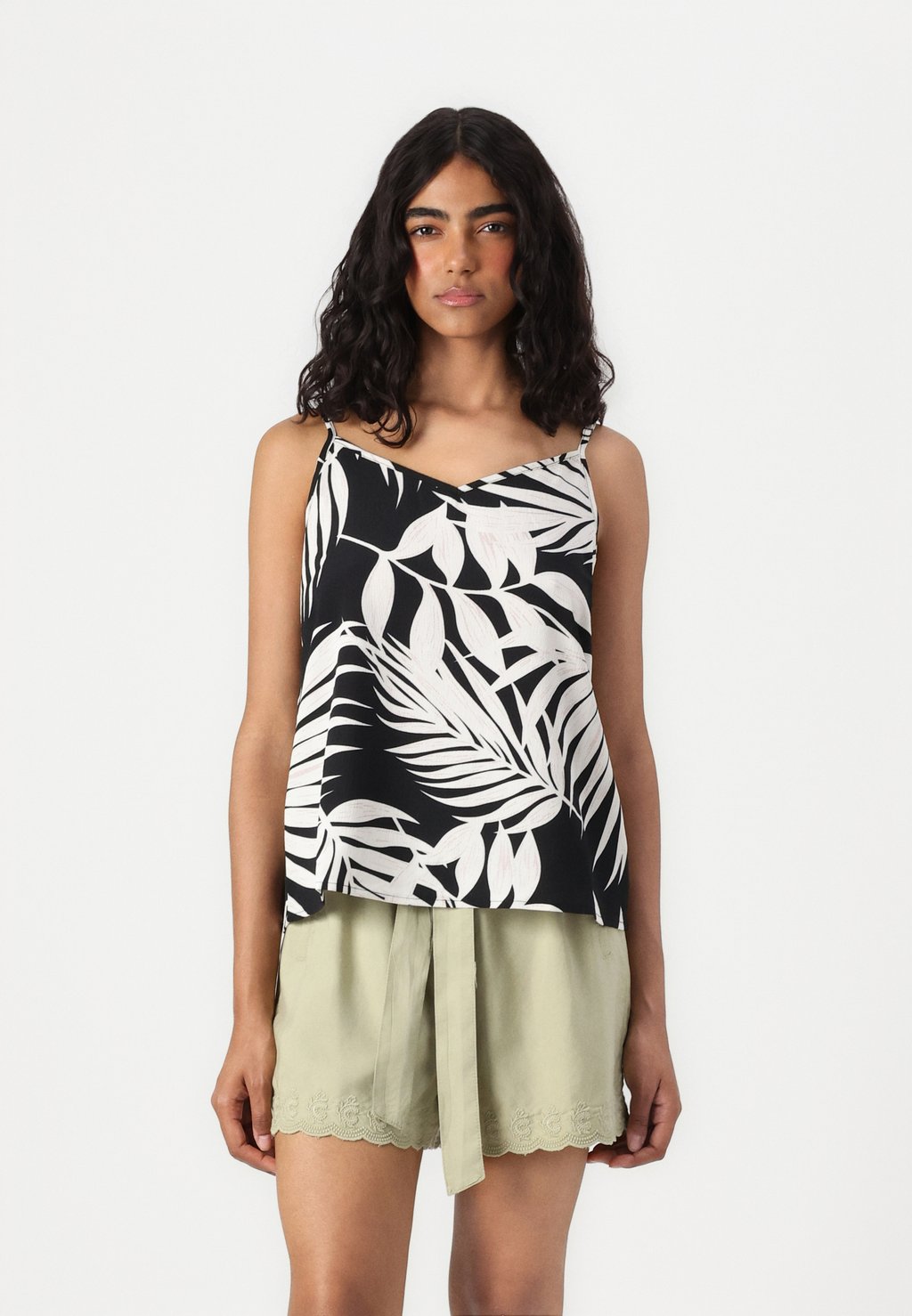 

Топ ONLNOVA LIFE ELITE PARIS SINGLET ONLY, черный
