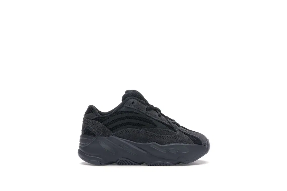 Детские кроссовки Lifestyle Vanta Adidas Yeezy Boost 700 V2, Vanta