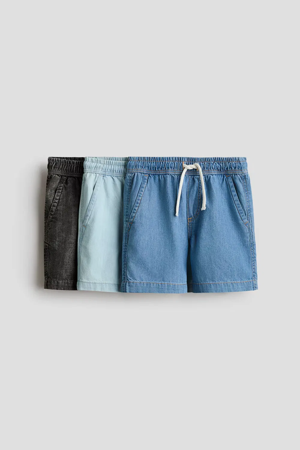 Комплект из 3 джинсовых шорт H&M, Helles Denimblau/Schwarz