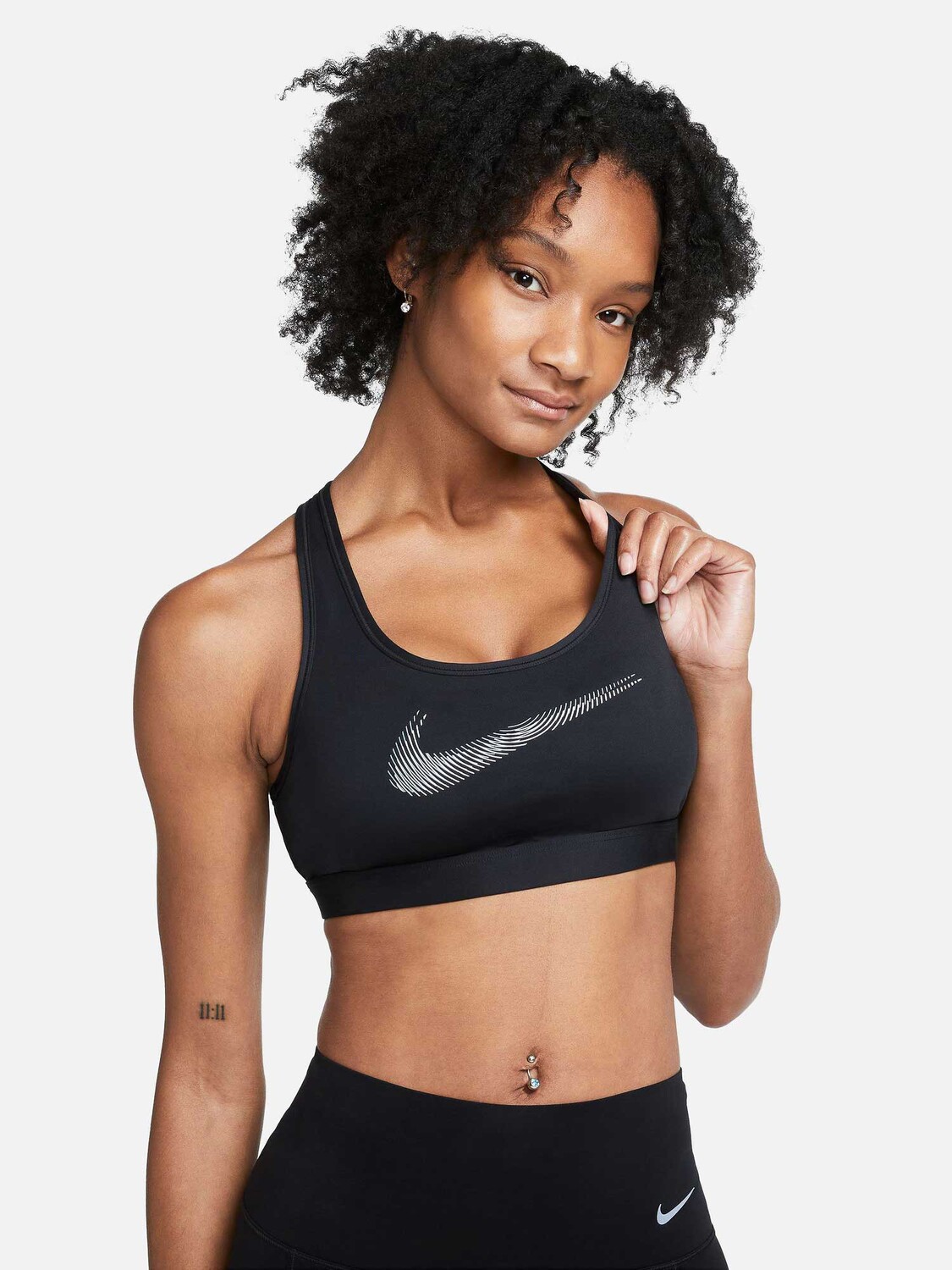 

Спортивный бюстгальтер Nike W NK DF SWSH PDED HBR BRA, черный