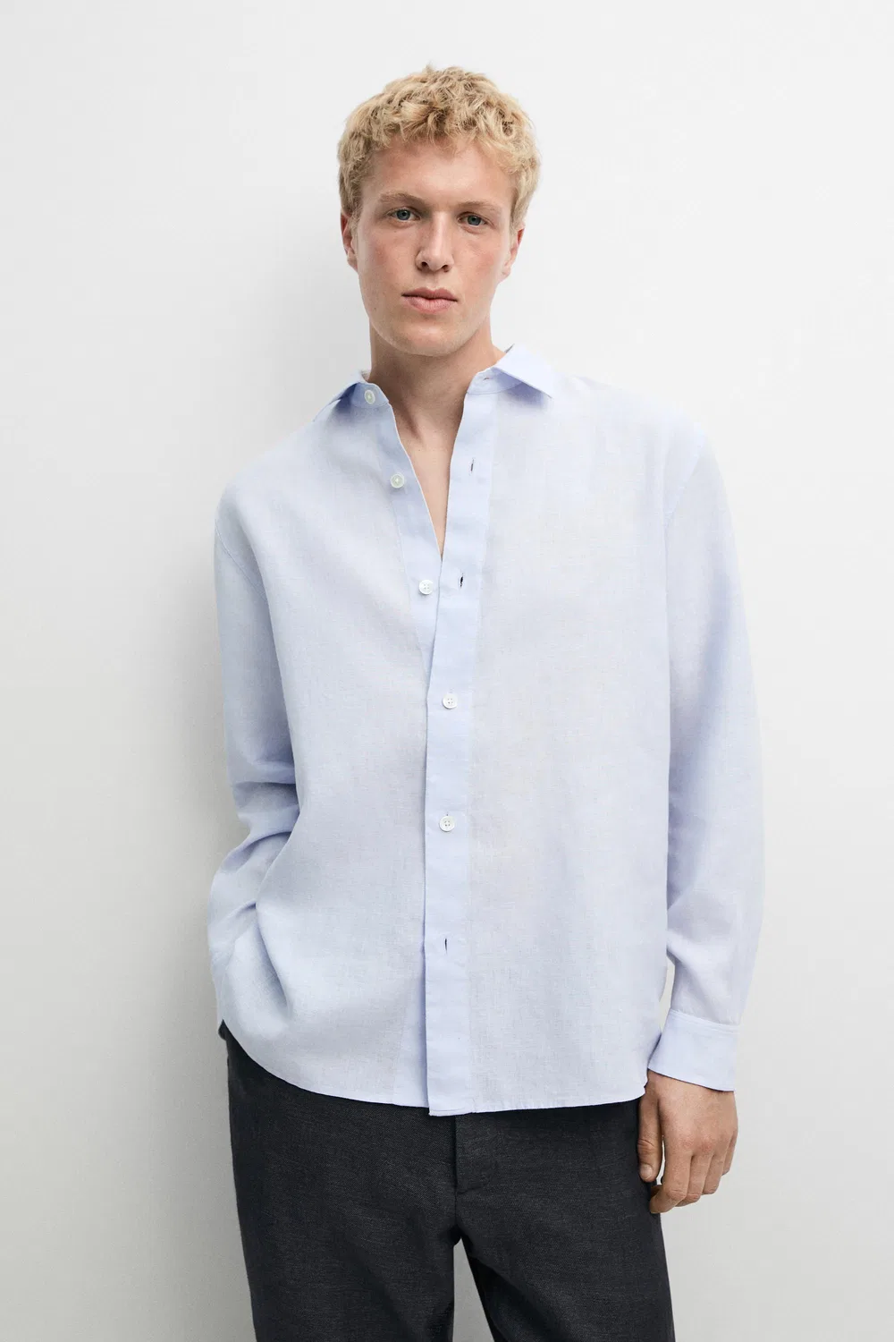 Рубашка из 100% льна, стандартного кроя Massimo Dutti, небесно-голубой — фото 2