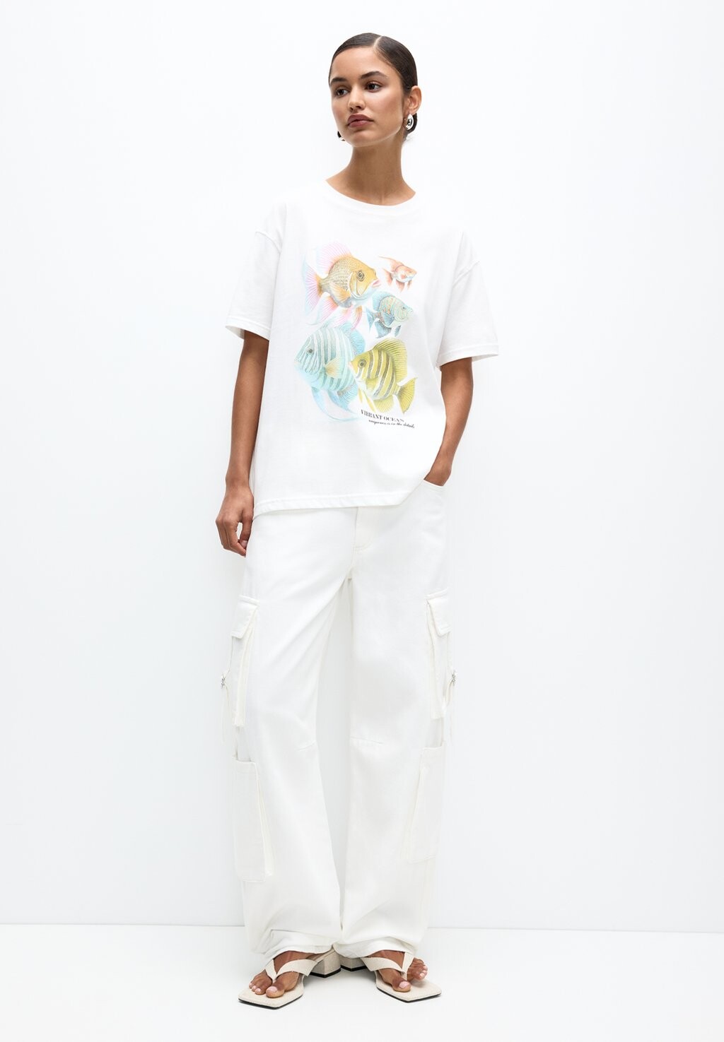

Принт на футболке SHORT SLEEVE FISH PULL&BEAR, белый