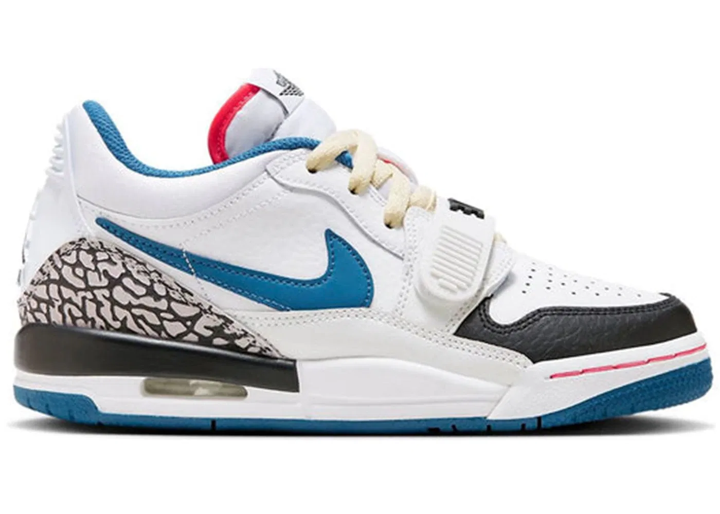 Детские кроссовки Lifestyle Jordan Legacy 312 Low, White/White/Black/Industrial Blue