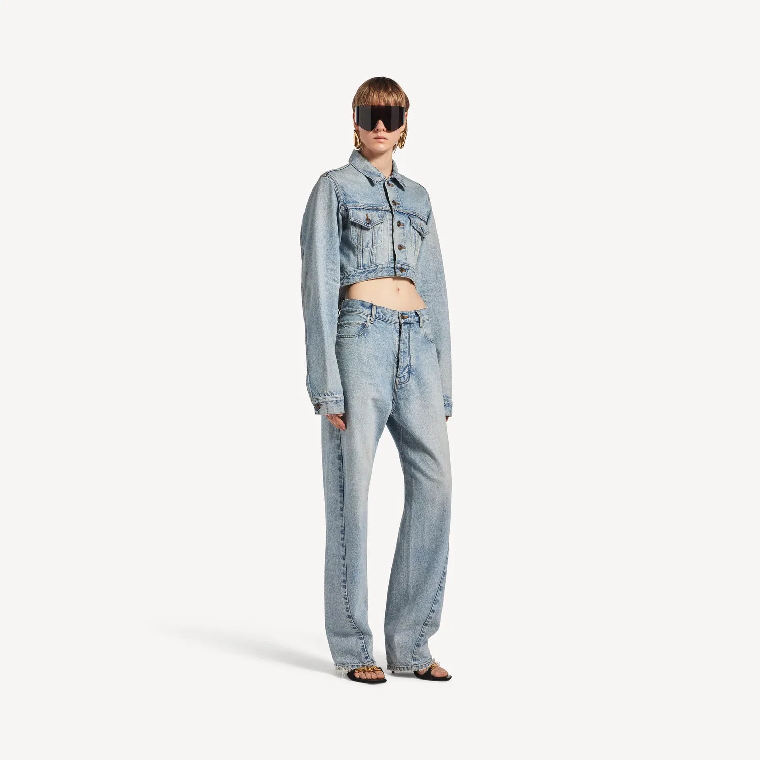 Укороченная изогнутая куртка Balenciaga в высветленном голубом цвете для женщин — фото 2