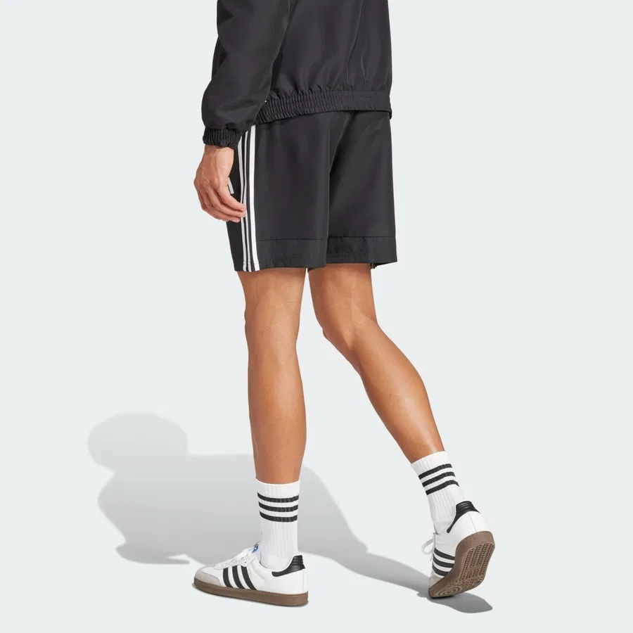 Шорты спортивные с принтом Tiro 25 Essentials Woven Shorts adidas, Black Burgundy Floral — фото 2