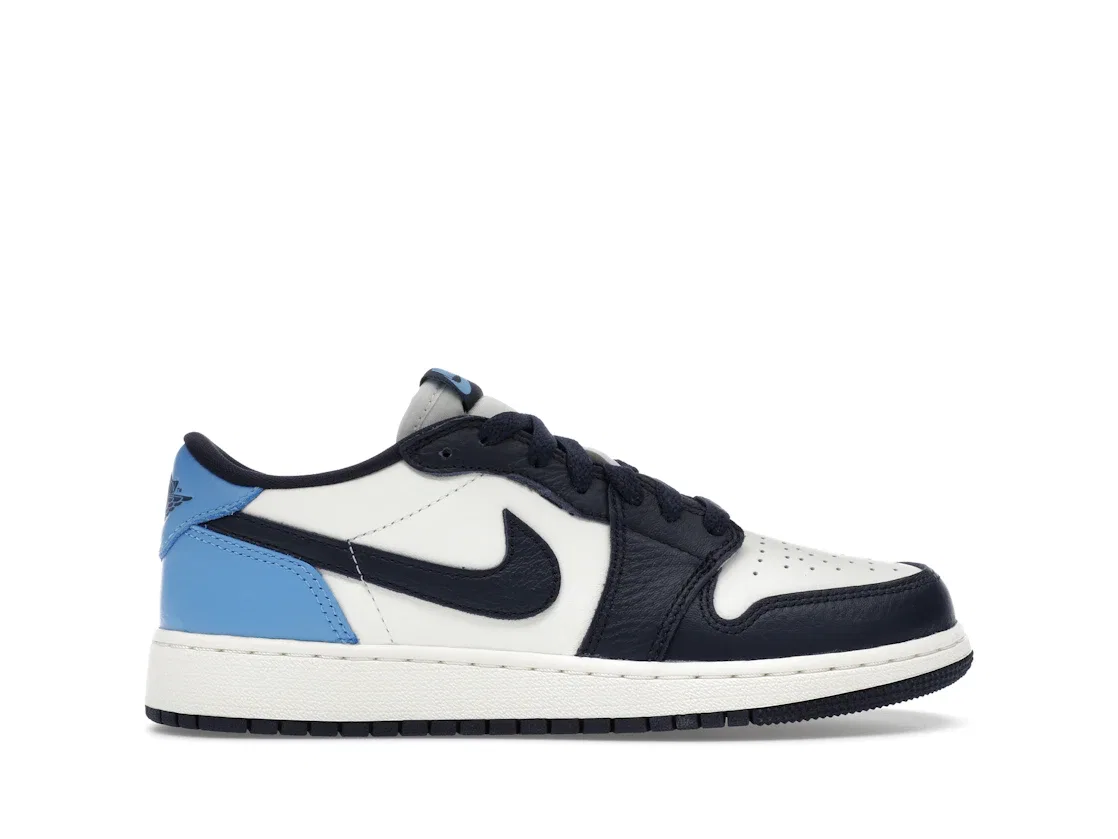 Детские кроссовки с цветовой комбинацией Obsidian/University Blue-Sail Jordan 1 Low OG Jordan, Obsidian/University Blue-Sail