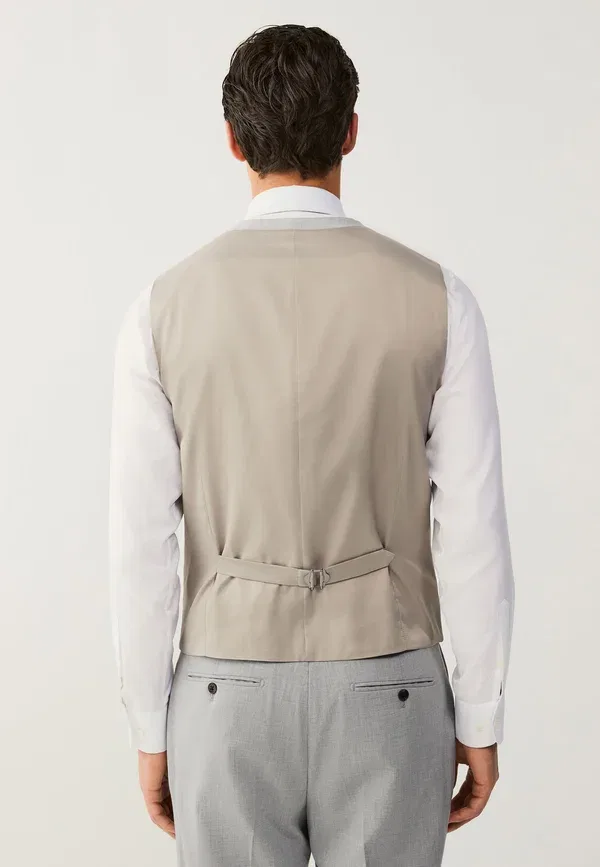 Жилет Motion flex waistcoat Next, светло-серый — фото 2
