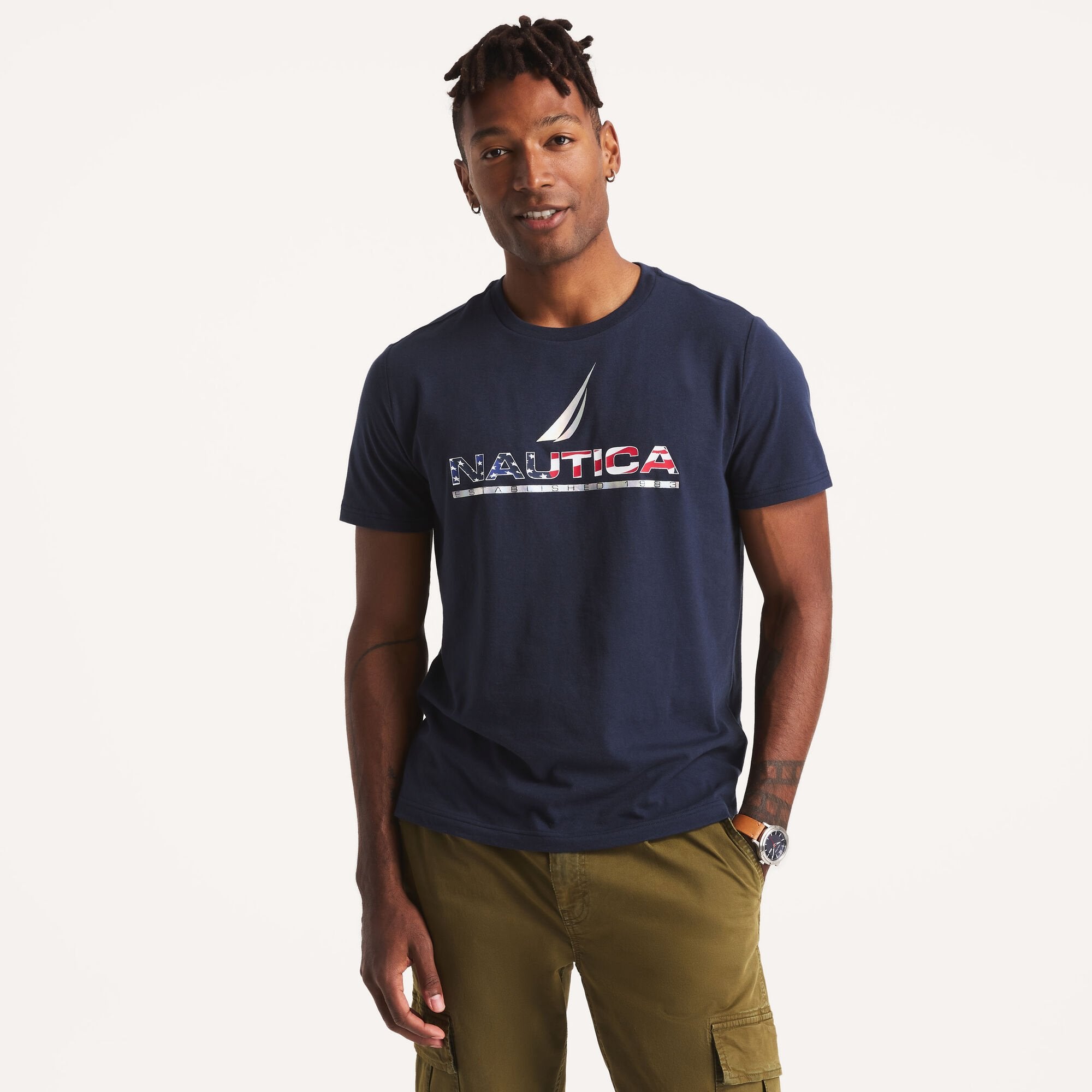 

Футболка Nautica Mens Americana с графическим принтом из фольги, темно-синий