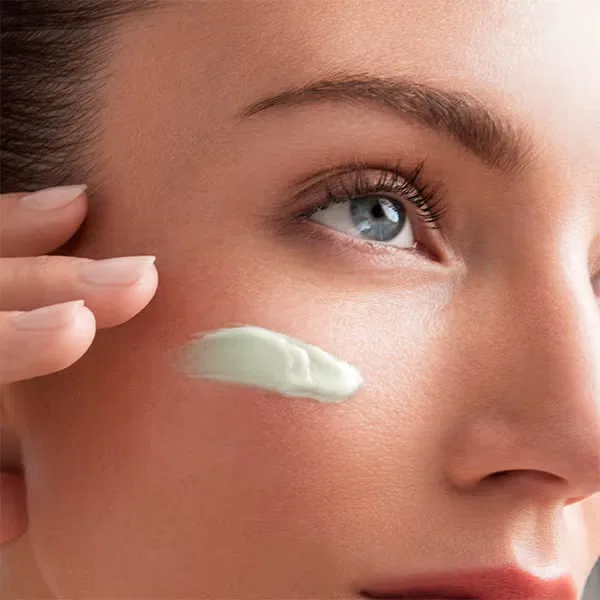 Увлажняющий гель для лица Aquasource Hyalu Plump Gel Biotherm, 30 мл — фото 4