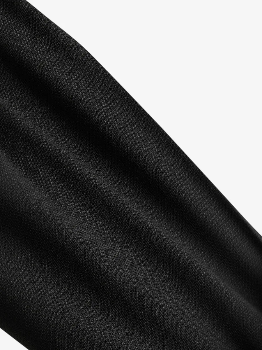 Брюки Next Regular Pleated Pants 'Motionflex' черного цвета — фото 3