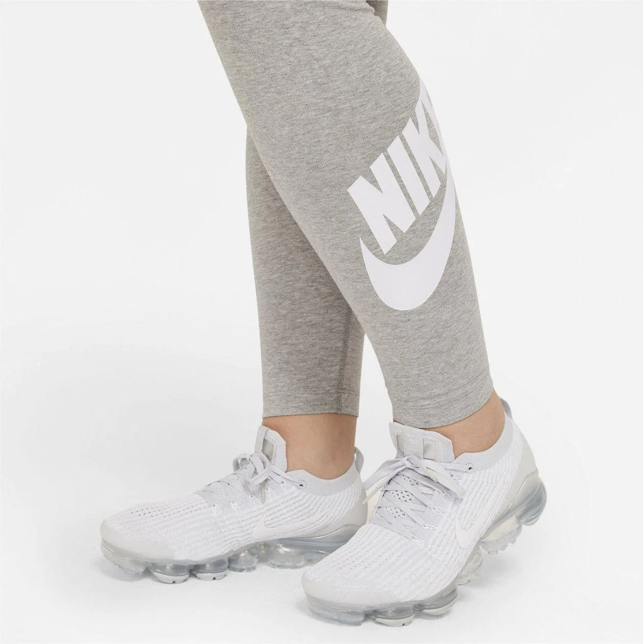 Женские леггинсы с высоким поясом Nike Sportswear Essential, Grau — фото 4