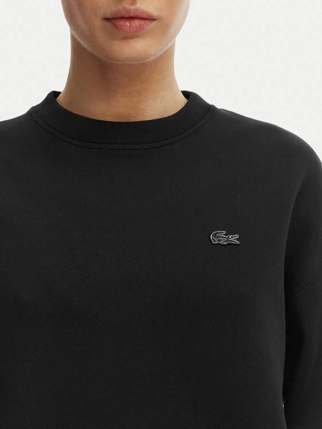 Женский свитшот оверсайз Lacoste, черный — фото 4