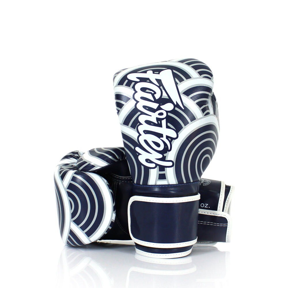 

Боксерские перчатки Fairtex Art Collections Microfiber Blue Wave, 10 oz., темно-синий/белый