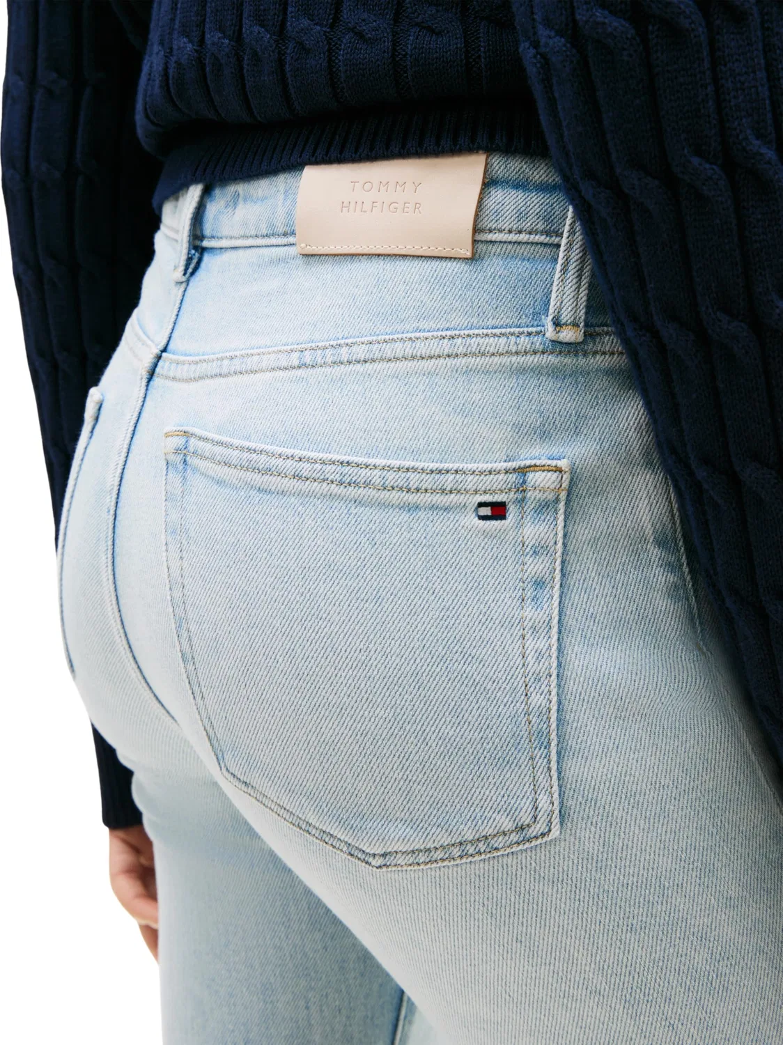 Женские джинсы клеш DNM Tam Bootcut Tommy Hilfiger, Denim (Tam) — фото 4
