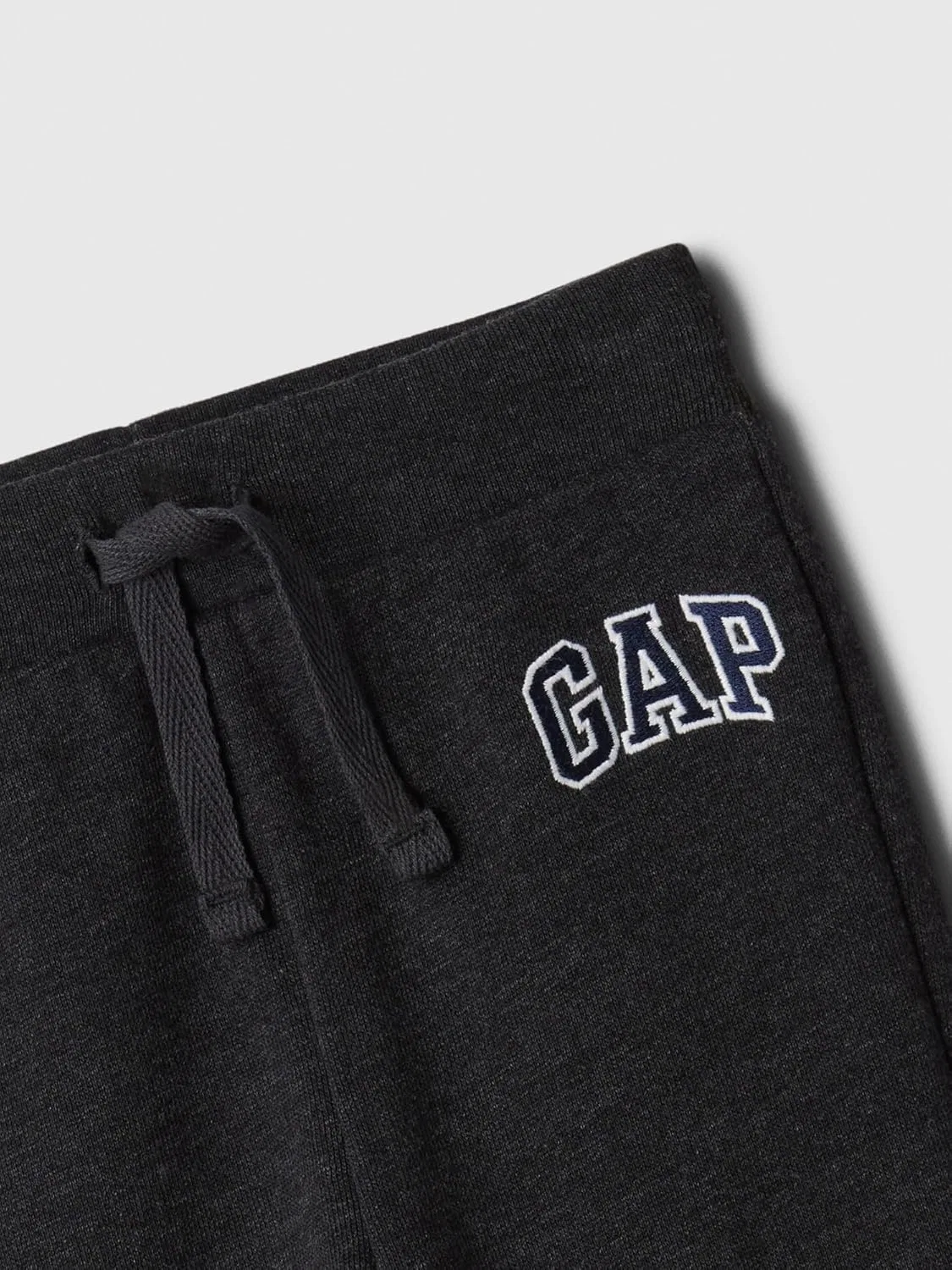 Спортивные брюки-джоггеры с логотипом GAP, Charcoal Hthr Grey — фото 3