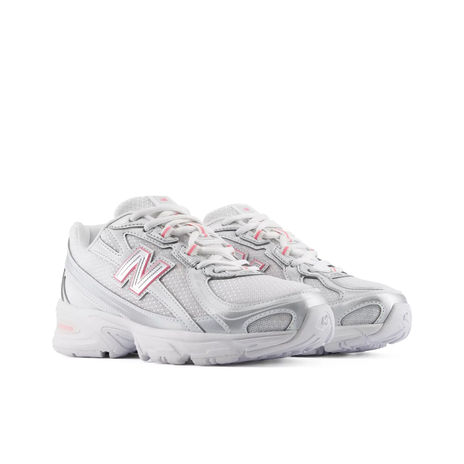 Детские кроссовки на шнуровке с амортизацией 740 Lace New Balance, Silver Metallic With Signal Pink — фото 2
