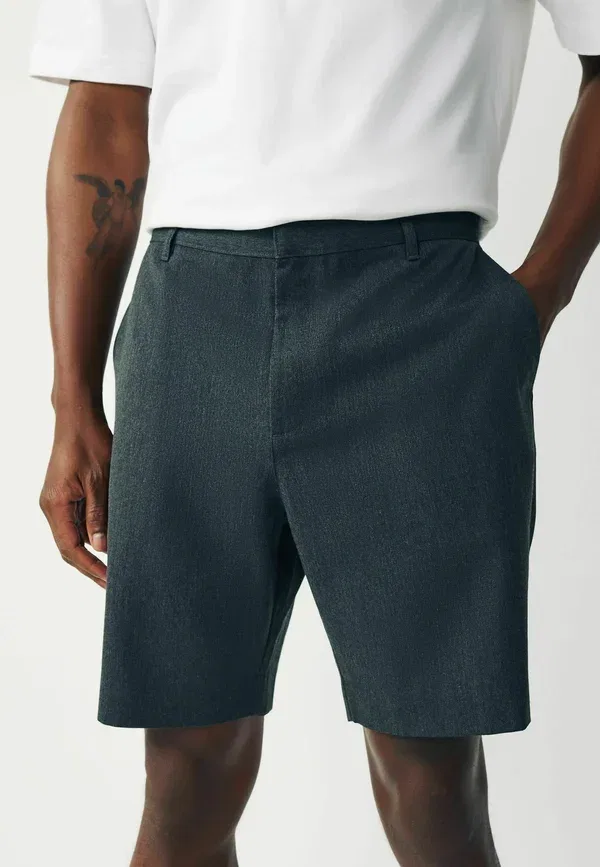 Шорты из полиэстера и вискозы Regular fit - plain front smart shorts 2 pack, Next, серый