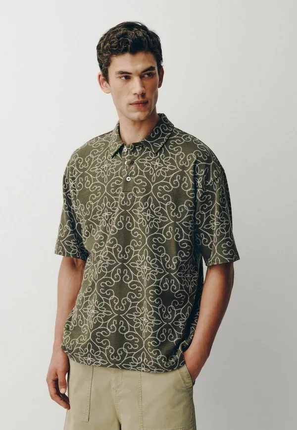 Футболка поло хлопковая Regular fit textured short sleeve polo shirts Next, Khaki Green Craft, зеленый/хаки