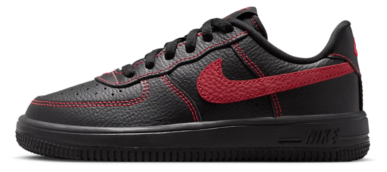 Кроссовки для мальчиков Nike Force 1 Low LV8 3 Lace, цвет Black/Black/Univ Red — фото 2