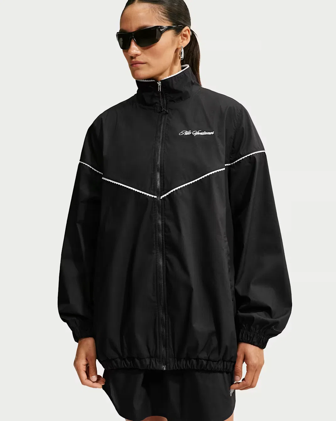 Женская спортивная куртка оверсайз из поплина с фестончатой ​​отделкой Nike Sportswear, Black/Sail/Black