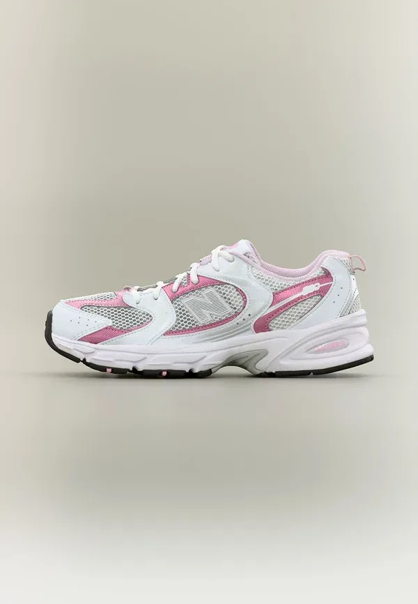 Кроссовки Leather and Textile 530 New Balance white, белый/розовый